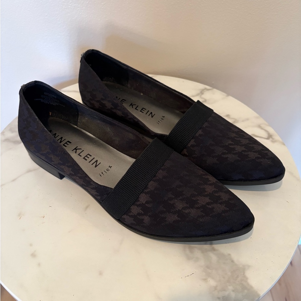 Anne Klein Dark Patterned Flats